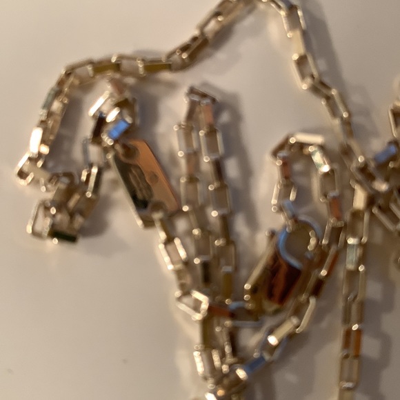 Gucci G Necklace - Picture 4 of 8